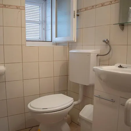 Appartement Nives Lubenice