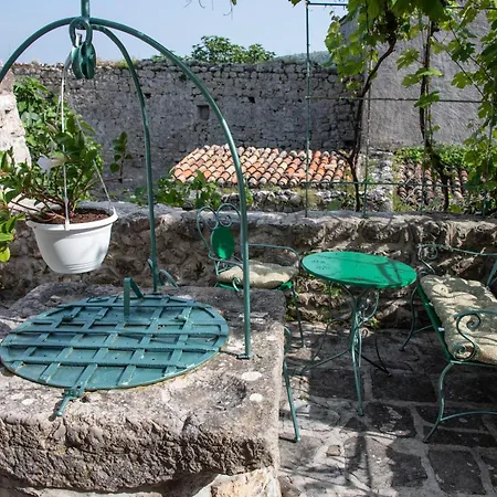 Nives Appartement Lubenice