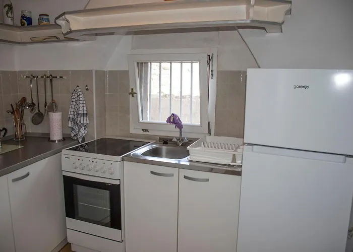 Daire Nives Lubenice